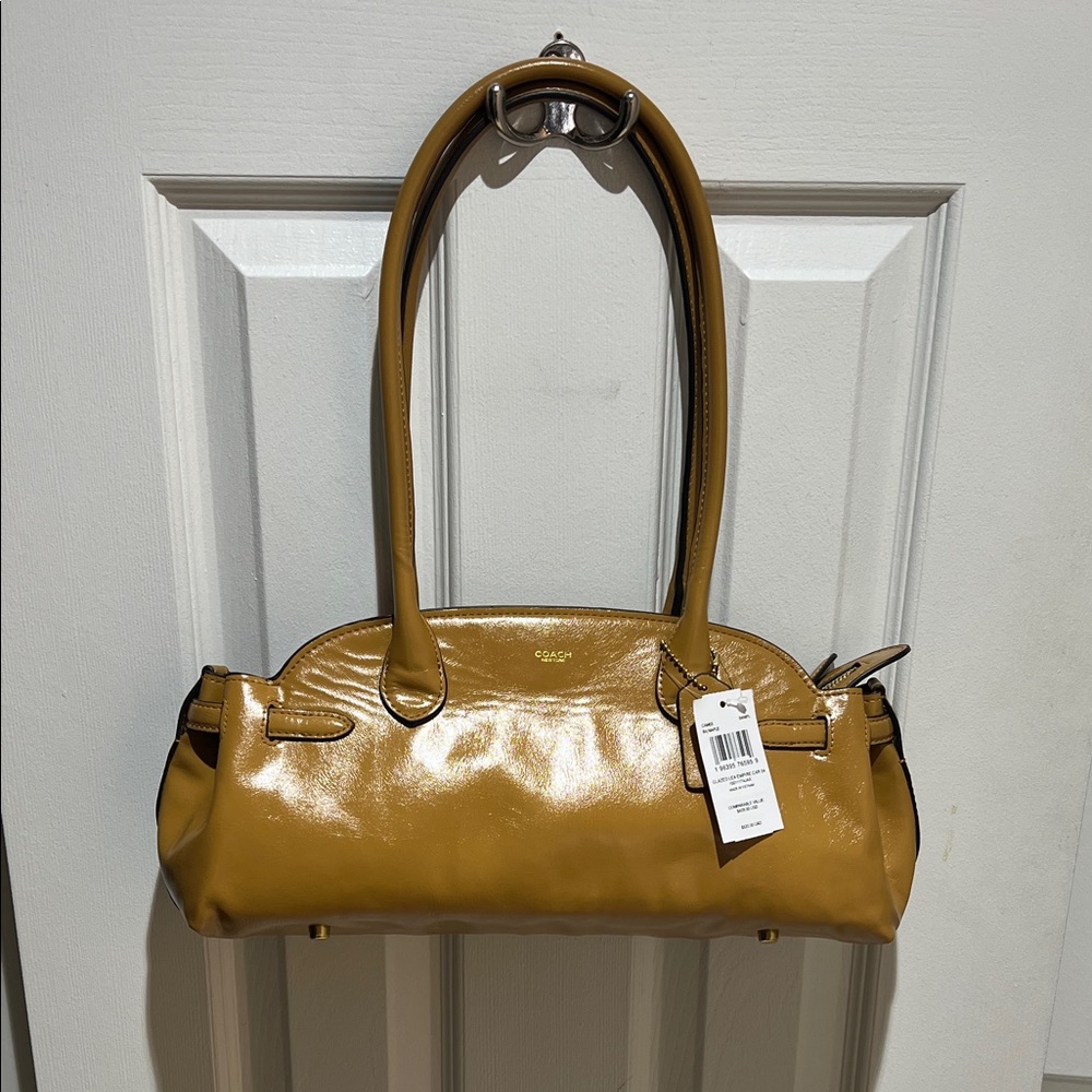 Empire 34 Shoulder Bag